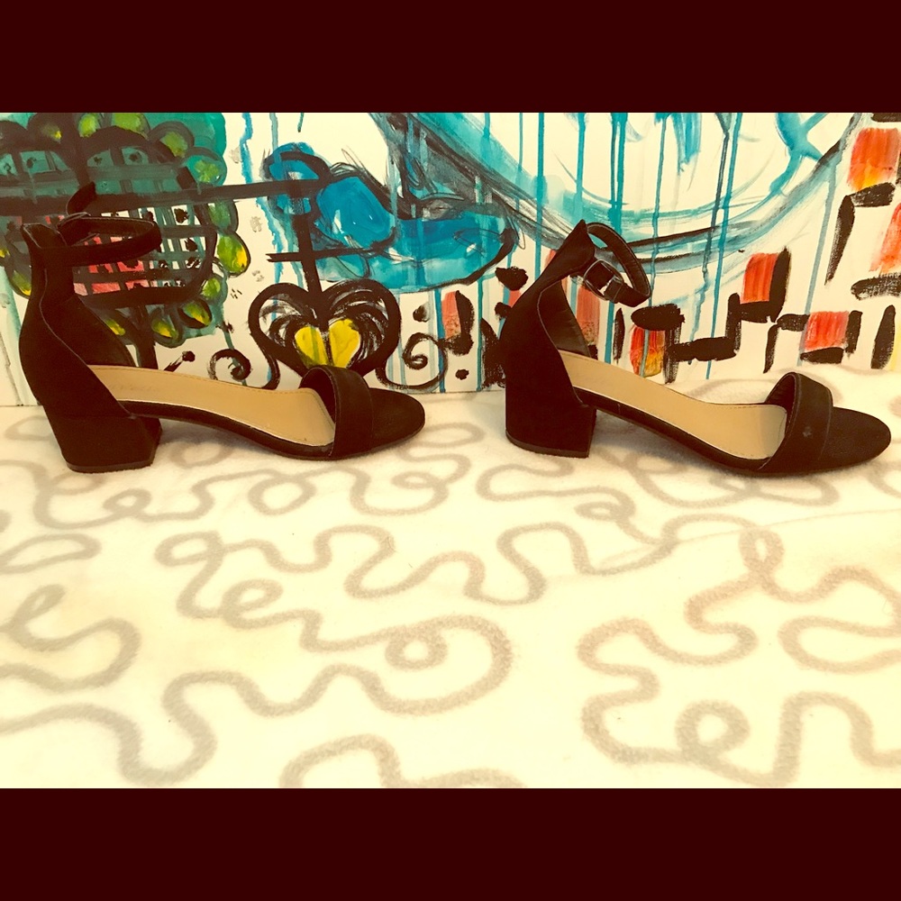 Black Wells heels